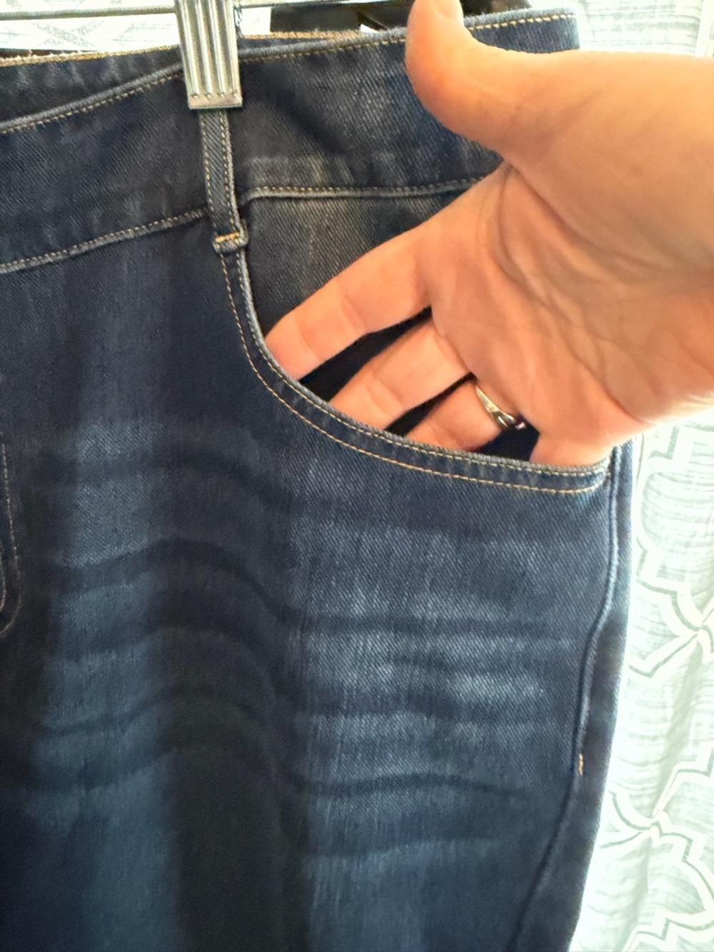 HALARA 1x Slim Straight Jeans in Dark Blue Wash nwot stretchy comfot denim - Picture 3 of 8